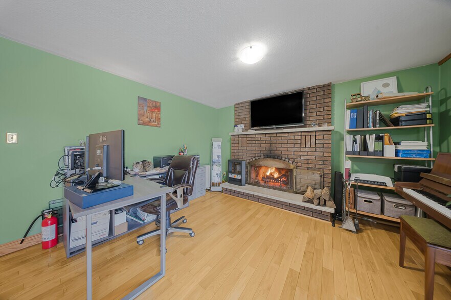 More Photos Of 4871 Wellington Road 29, Guelph Warehouse For Sale