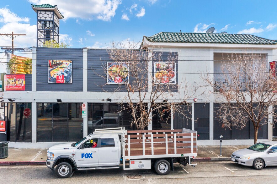 More Photos Of 686 N Spring St, Los Angeles Restaurant For Lease