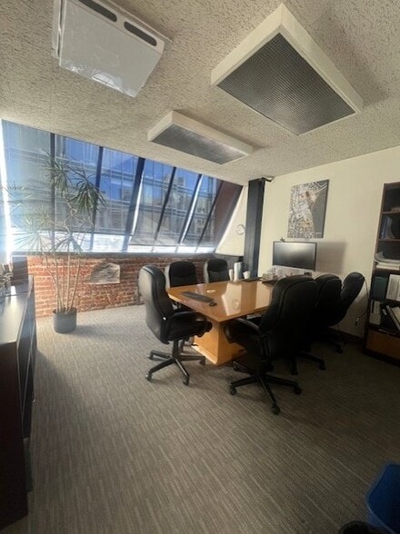 More Photos Of 45 Belden Pl, San Francisco Office For Lease