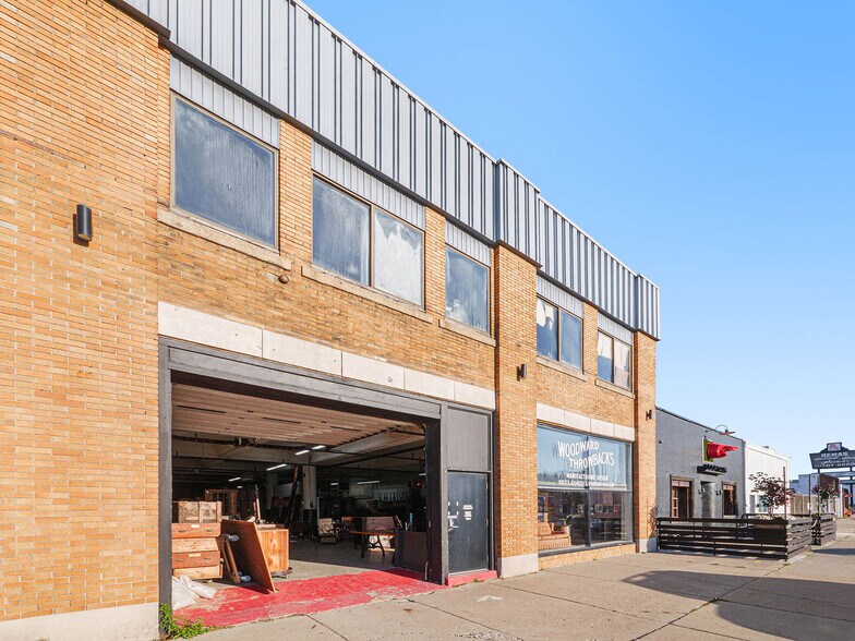 More Photos Of 11500 Joseph Campau St, Hamtramck Auto Dealership For Sale