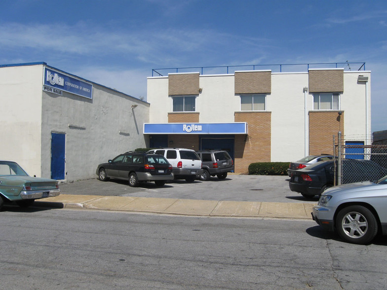 Primary Photo Of 43 Polk Ave, Hempstead Warehouse For Sale