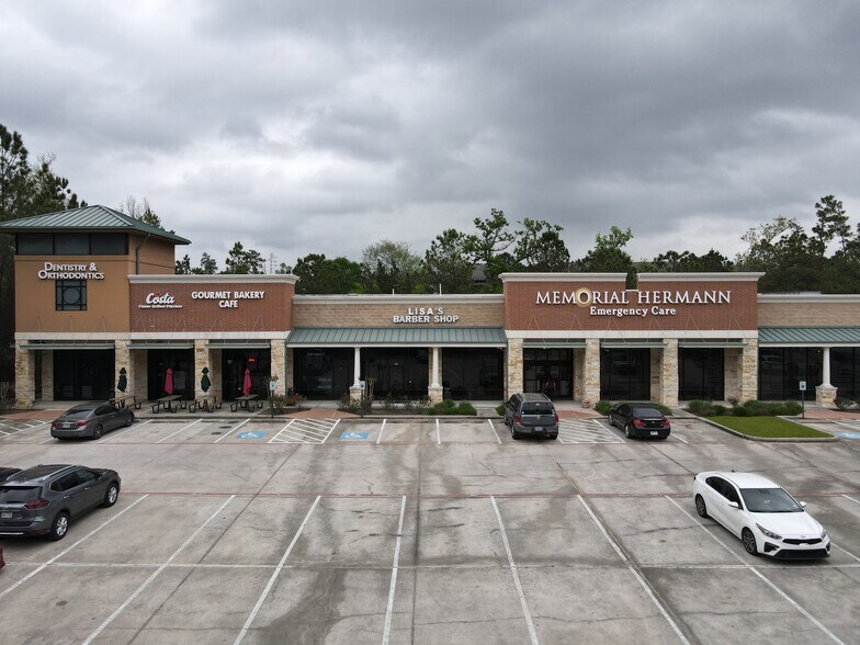 More Photos Of 9950 Woodlands Pky, The Woodlands Storefront For Lease
