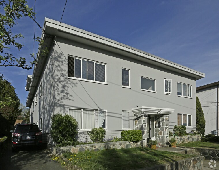 More Photos Of 629 Twelfth St, New Westminster Apartments For Sale