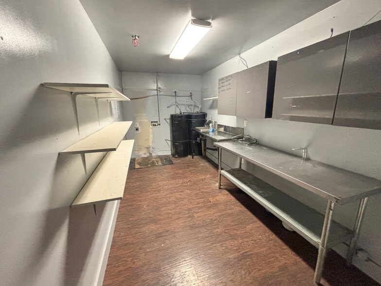 More Photos Of 255 Liberty St NE, Salem Office For Lease