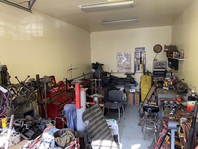 More Photos Of 4875 Black Oak Mine Rd, Garden Valley Auto Dealership For Sale