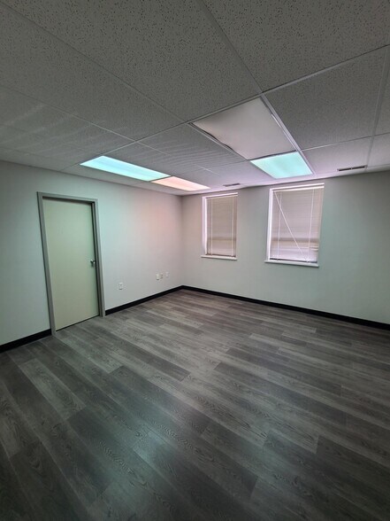 More Photos Of 105 Manheim Ave, Bridgeton Medical For Lease