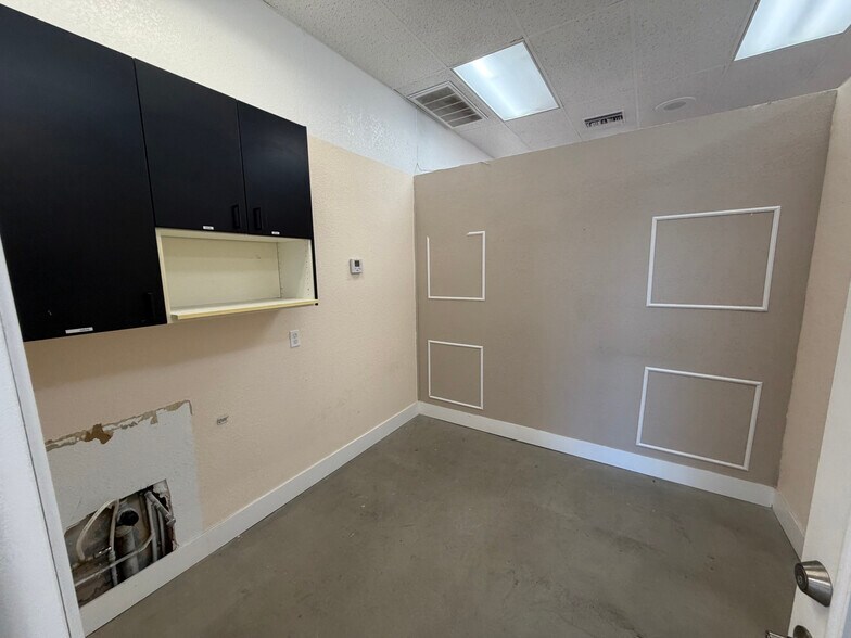 More Photos Of 7123-7153 Pacific Ave, Stockton General Retail For Lease