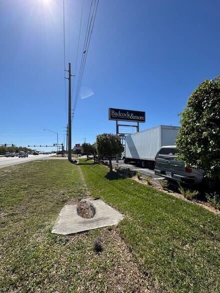More Photos Of 1917 US Highway 27 N, Sebring Storefront For Sale