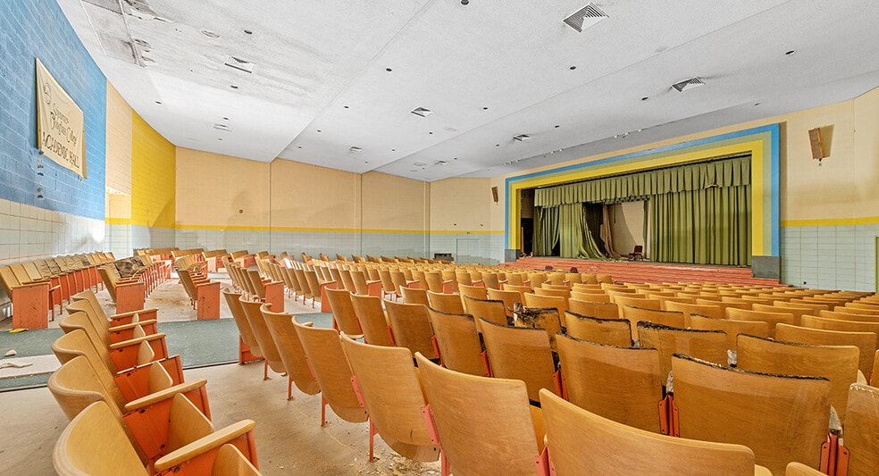 More Photos Of 200 N Central Ave, Baltimore Schools For Sale