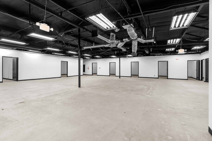 More Photos Of 9036 Winnetka Ave, Northridge Loft Creative Space For Lease