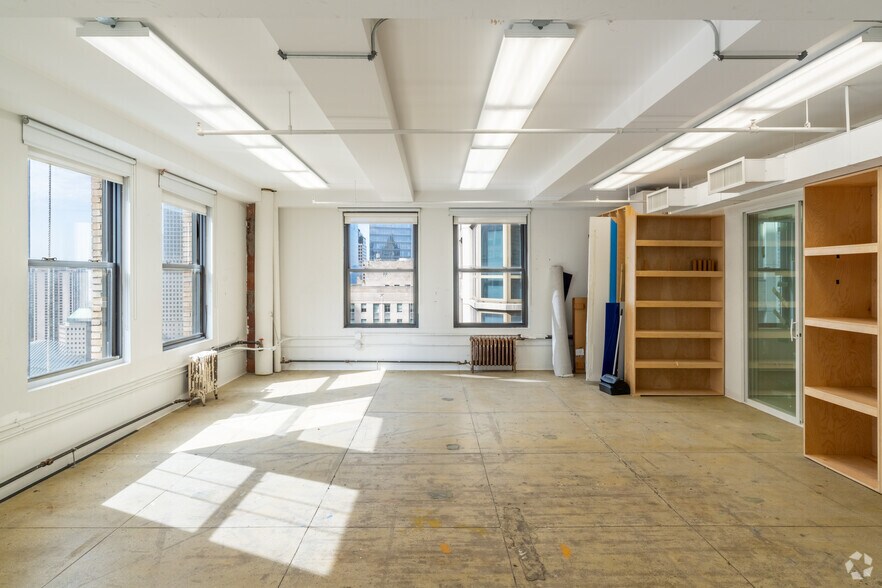 More Photos Of 225 Broadway, New York Office For Lease