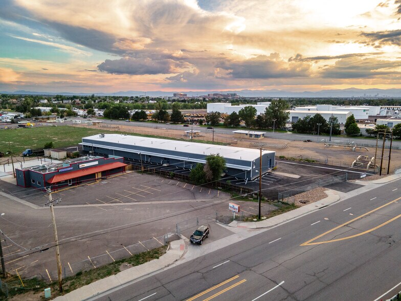 More Photos Of 15370 E Smith Rd, Aurora Warehouse For Lease