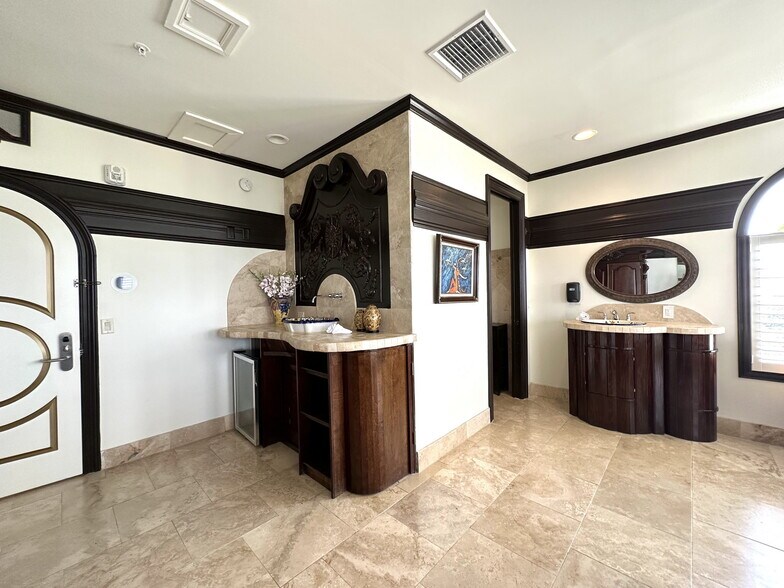 More Photos Of 7605 A1A S, Saint Augustine Hotel For Sale