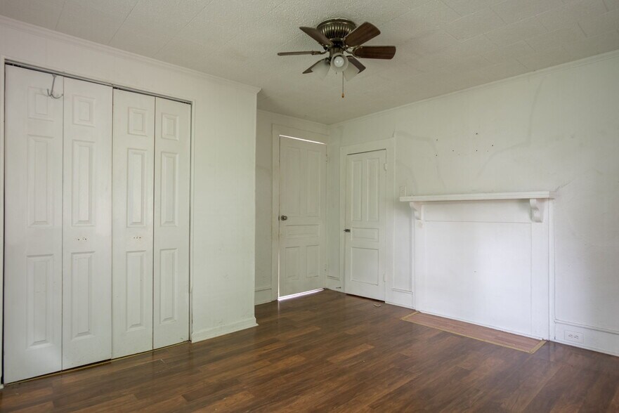 More Photos Of , Kings Mountain Unknown For Sale