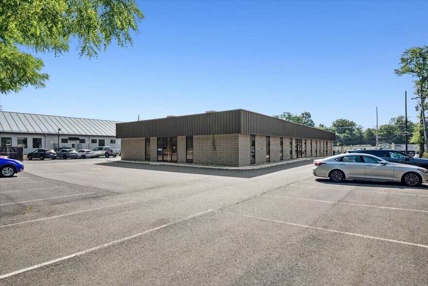 More Photos Of 314-316 Route 22 W, Green Brook Medical For Sale