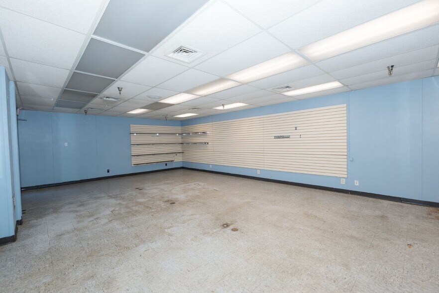 More Photos Of 3705 Houston Hwy, Victoria Warehouse For Sale