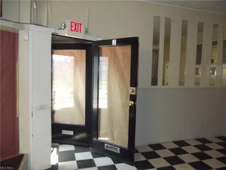 More Photos Of 17051 Libby Rd, Maple Heights Storefront Retail Residential For Lease