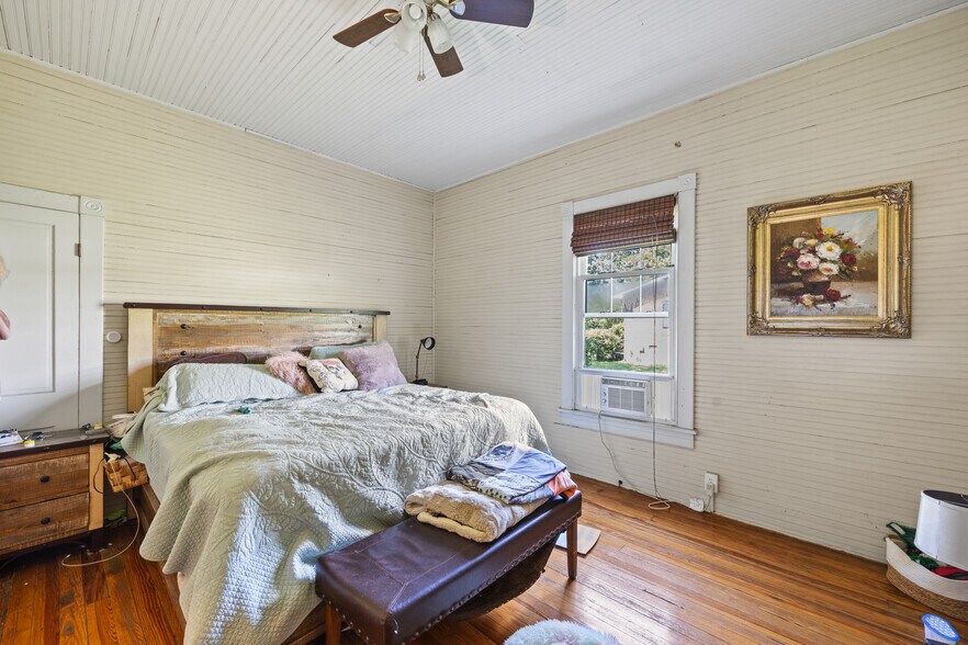 More Photos Of , West Columbia Unknown For Sale