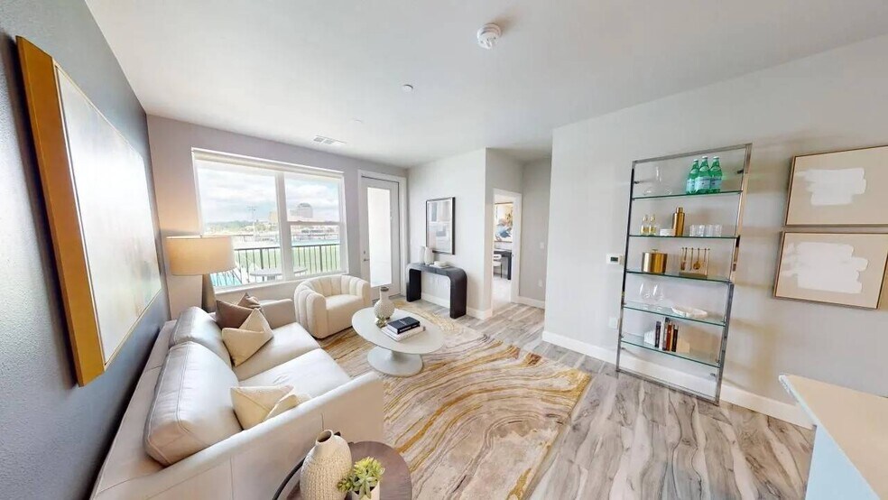 More Photos Of 655 S Sierra Madre St, Colorado Springs Apartments For Lease