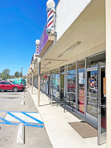 More Photos Of 1771-1789 E Thousand Oaks Blvd, Thousand Oaks Unknown For Lease