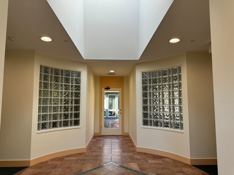 More Photos Of 23 Plumtree Rd, Sunderland Office For Sale