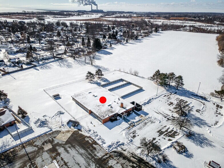 More Photos Of 2400 N Dixie Hwy, Monroe Serviced Offices For Sale