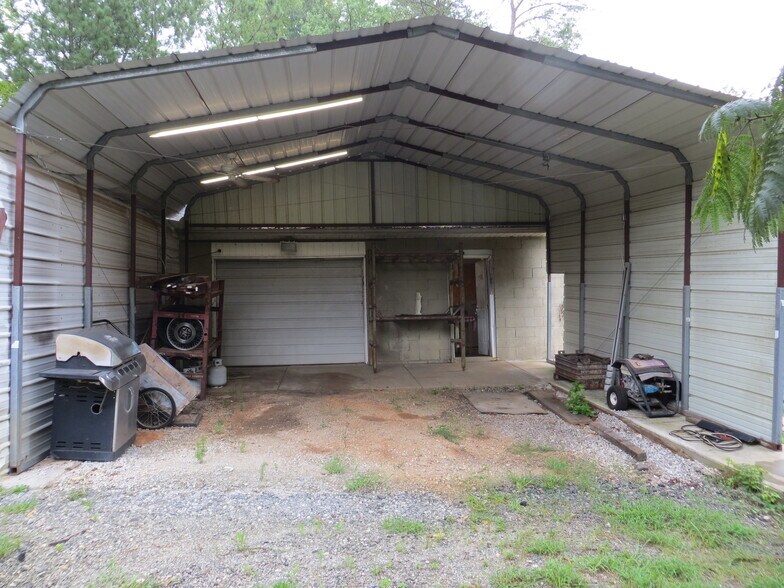 More Photos Of 3668 Calhoun Memorial Hwy, Greenville Warehouse For Sale