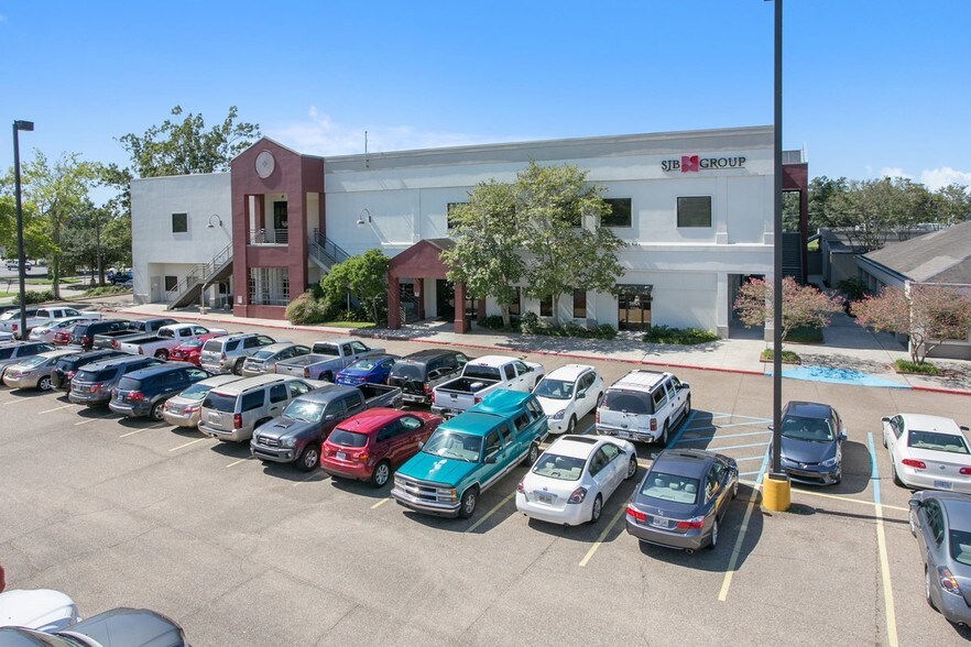 More Photos Of 5745 Essen Ln, Baton Rouge Office For Lease