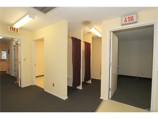 More Photos Of 3630 Hill Blvd, Yorktown Medical For Sale