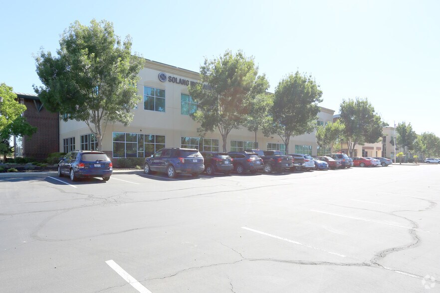 More Photos Of 810 Vaca Valley Pky, Vacaville Office For Lease