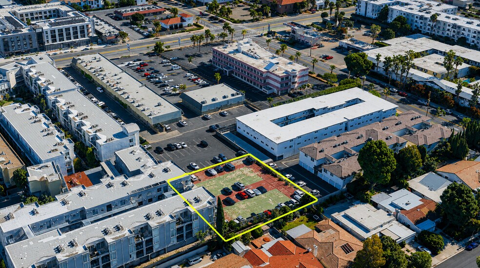 More Photos Of 9545 Reseda Blvd, Northridge Unknown For Lease
