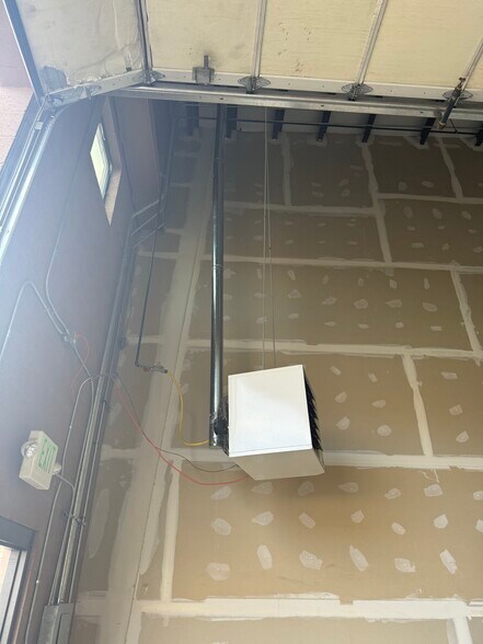 More Photos Of 473 N Old Hwy 91, Hurricane Warehouse For Lease