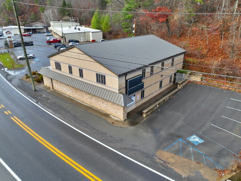 More Photos Of 725 Ritter Dr, Daniels Storefront Retail Office For Lease