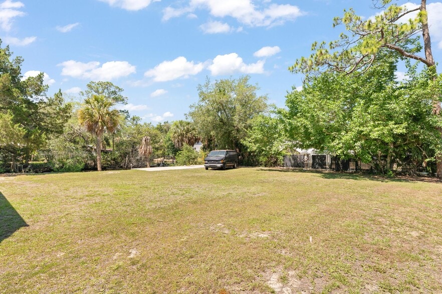 More Photos Of 6024 Cortez Blvd, Weeki Wachee General Retail For Sale