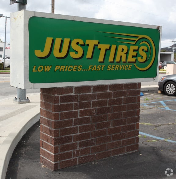 More Photos Of 2135 1st St, Simi Valley Auto Repair For Lease