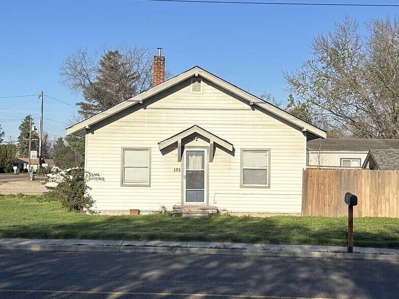 Primary Photo Of 105 N Midland Blvd, Nampa Office For Sale