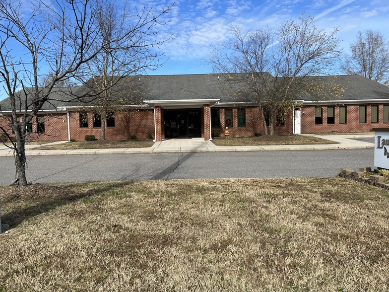 More Photos Of 1004 Old Plank Rd, High Point Daycare Center For Sale