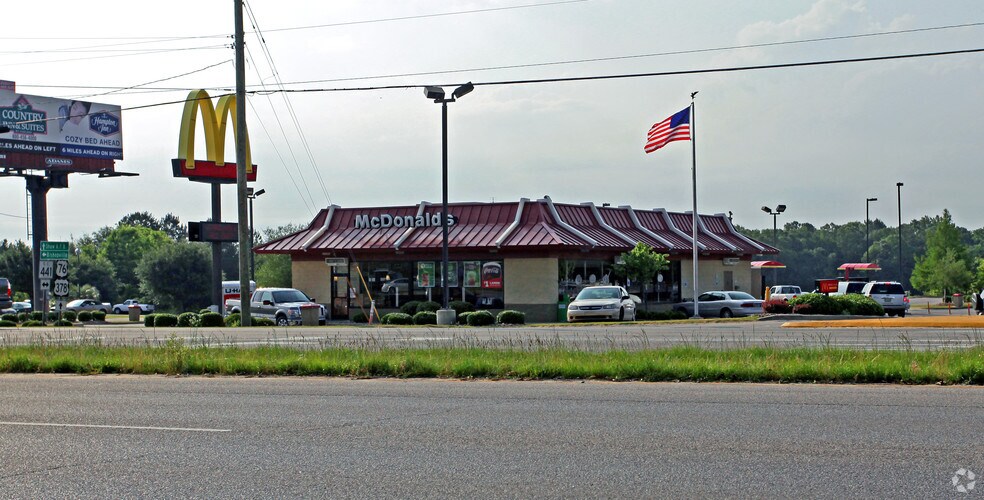 More Photos Of 5650-5710 Broad St, Sumter Unknown For Lease