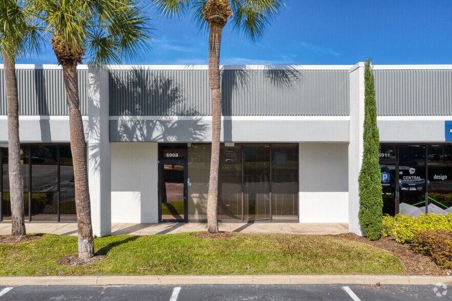 More Photos Of 6903-6947 University Blvd, Winter Park Unknown For Lease