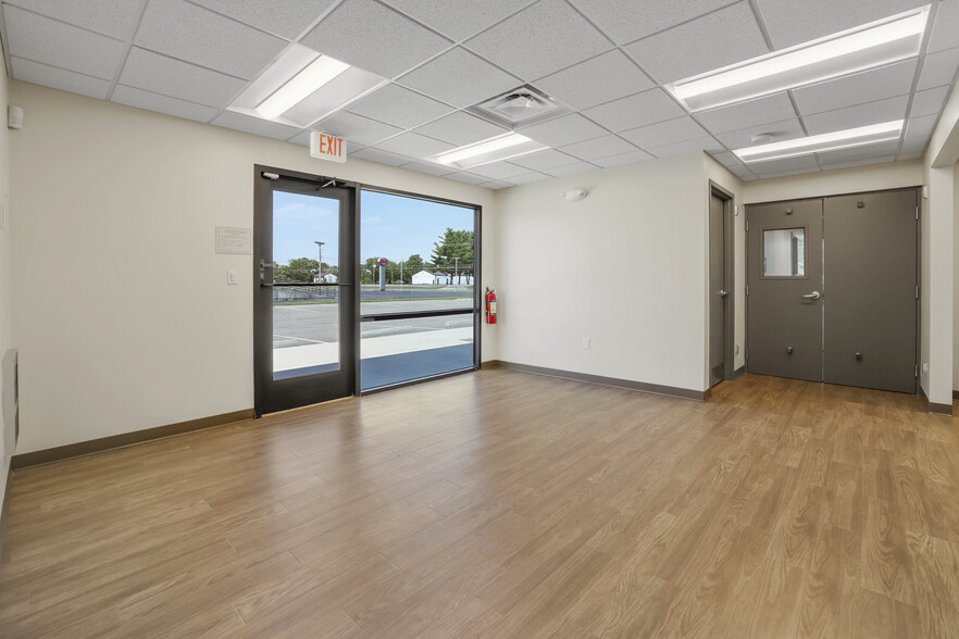 More Photos Of 1425 Mount Vernon Rd, Newark Manufacturing For Lease