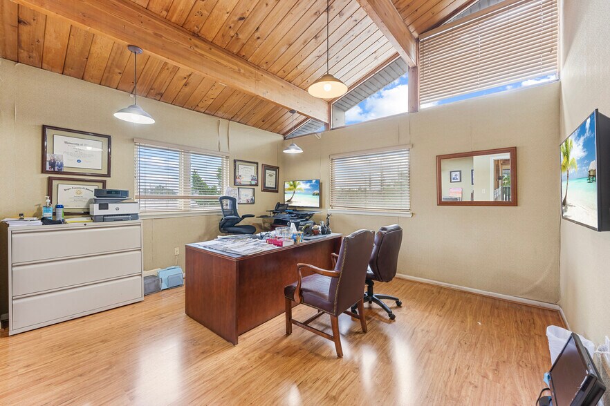 More Photos Of 6190 NW 11th St, Sunrise Office For Sale