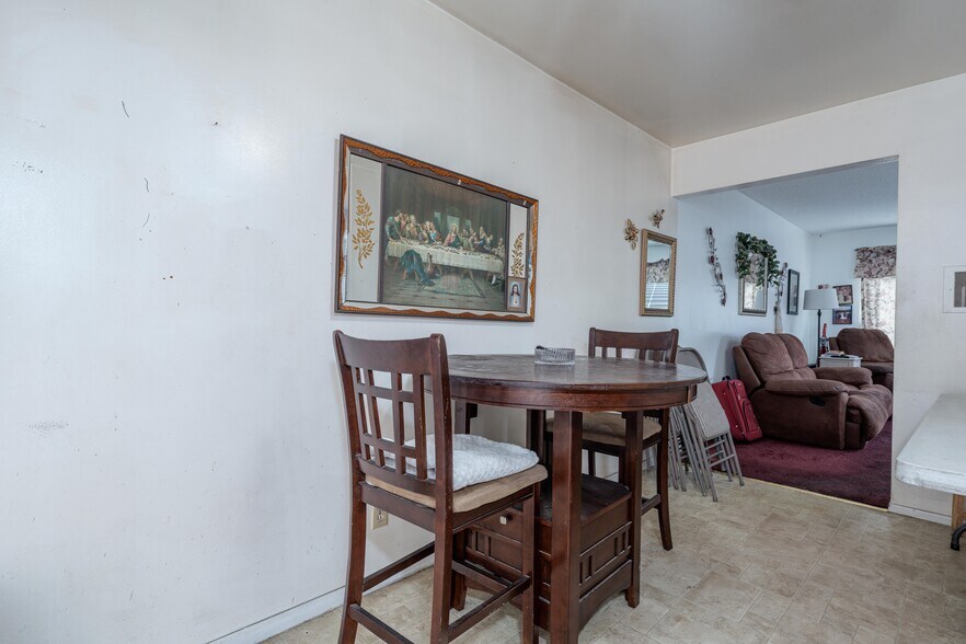 More Photos Of 10921 Walnut St, Los Alamitos Apartments For Sale
