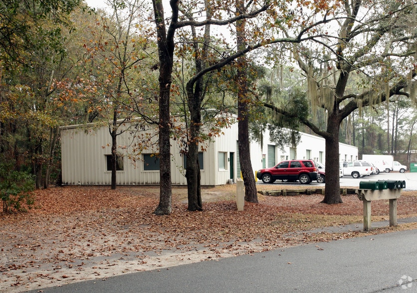Primary Photo Of 148 Island Dr, Hilton Head Warehouse For Sale
