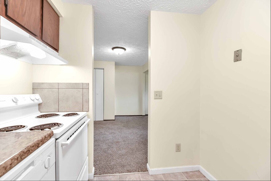 More Photos Of 2612 Pioneer Trl, Sandusky Apartments For Sale