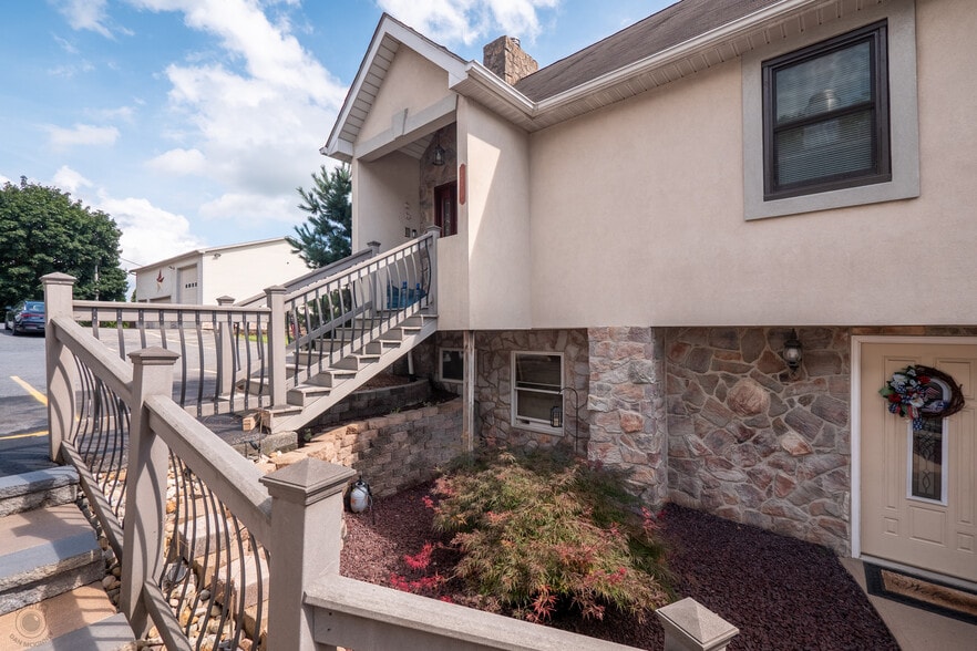 More Photos Of 270 E Northampton St, Bath Restaurant For Sale