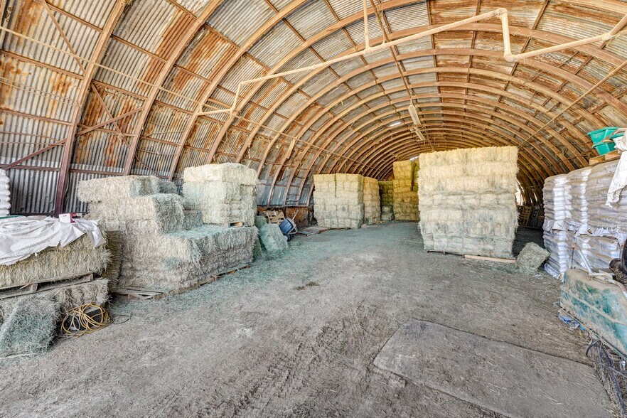 More Photos Of 1840 Riverside Dr, Glendale General Retail For Sale