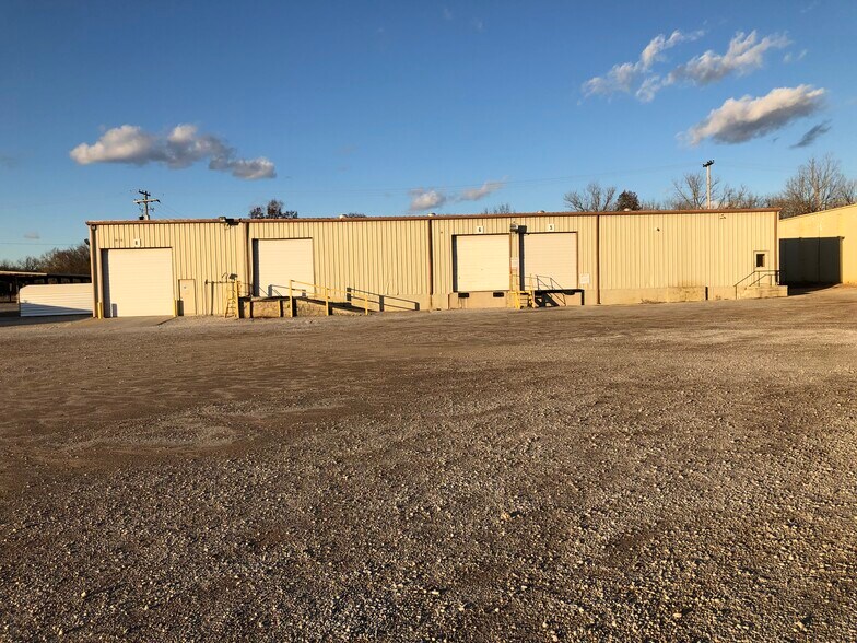 More Photos Of 1106 W 15th St, Hopkinsville Unknown For Lease