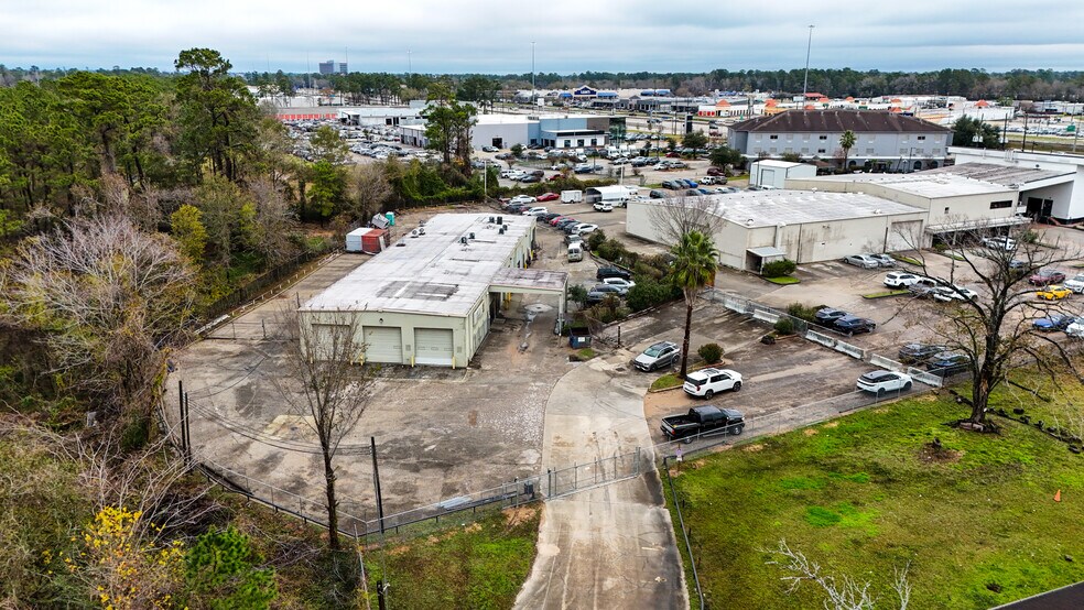 More Photos Of 80 Sorters McClellan rd, Kingwood Warehouse For Sale