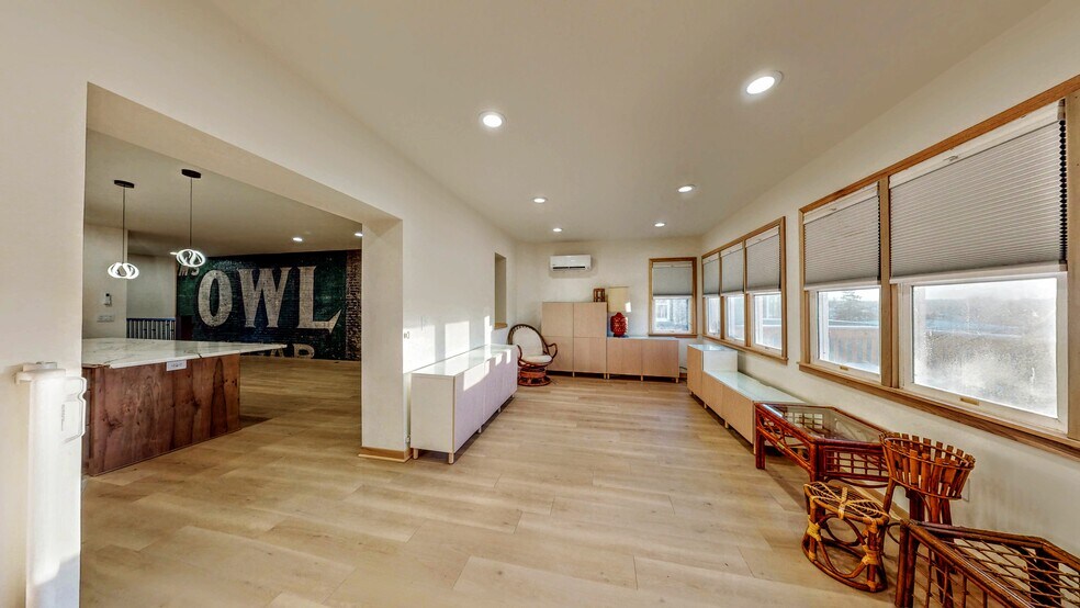 More Photos Of 209 S Main St, Jefferson General Retail For Sale