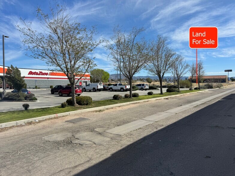 More Photos Of Main & Jellico, Hesperia Land For Sale